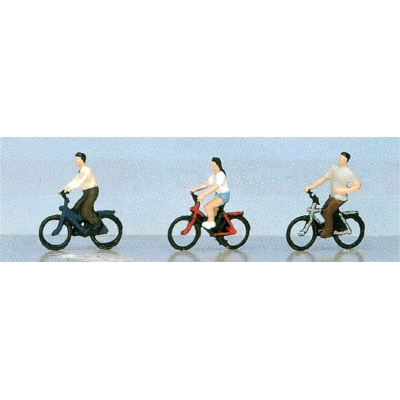 自転車に乗った若者　商品画像