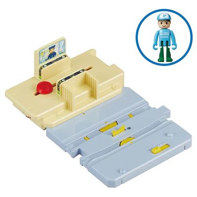 J-30 アクションタウン プラキッズ改札駅 