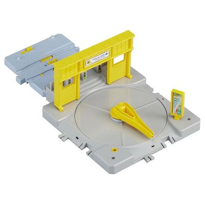 J-31 アクションタウン 駅前ロータリー 