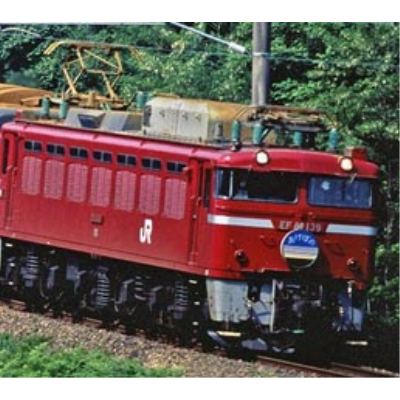 EF81形（青森車両センター 双頭形連結器付）