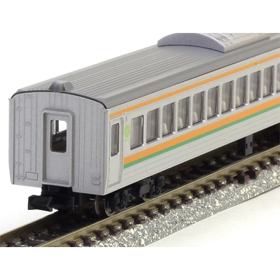 JR電車サロ210形