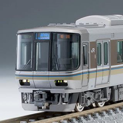 223-2000系近郊電車