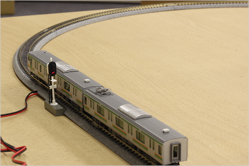 KATO】 鉄道模型レイアウトに信号機を設置してみよう | 鉄道模型 通販