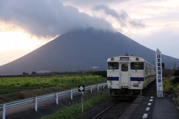 九州新幹線 武雄温泉～長崎間 名称と導入車輛決定TOP